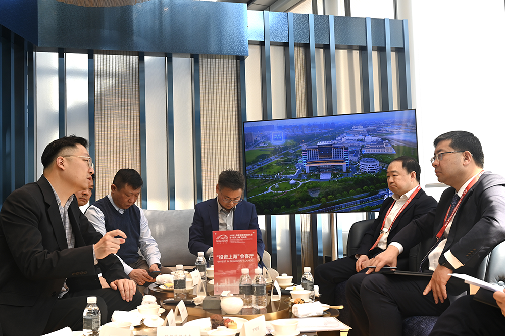 如何解决发展痛点？上海金山区长与企业面对面：确保诉求件件有回音