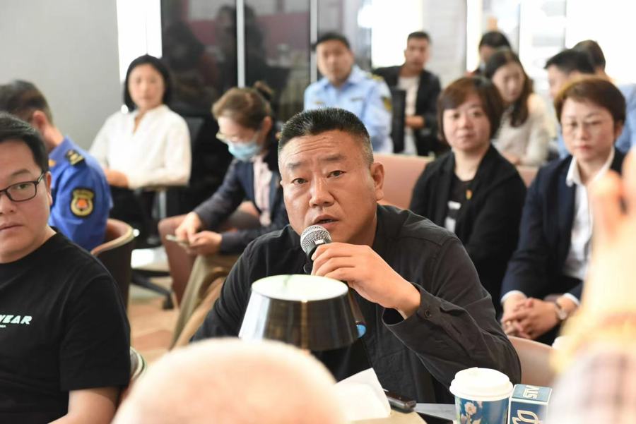 地铁口共享单车数量太多怎么办？这个tod街区党建联盟共商共议