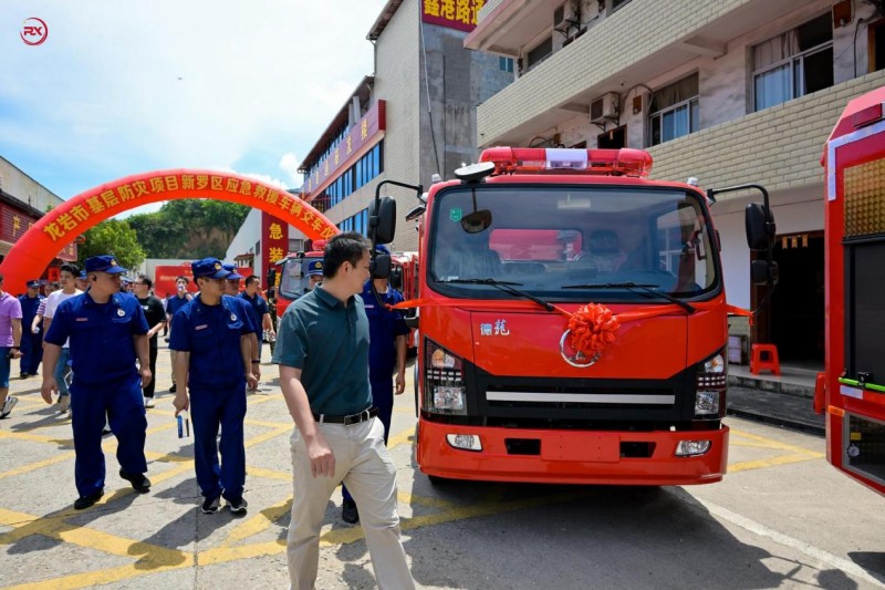 20台陕汽德龍轻卡交付龙岩应急局  品质动力链 安全防护筑牢救援防线