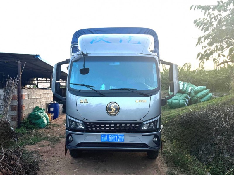 为卡友创富加码！陕汽德龍g300能扛能省，赢在每一程