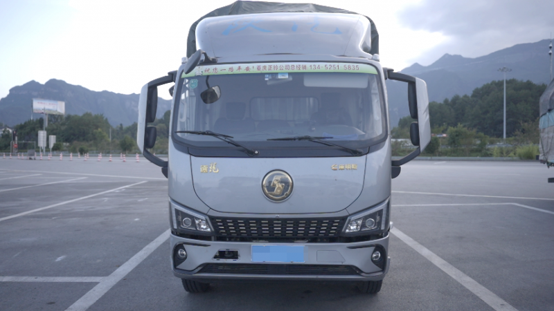 选对车，跑赢路！陕汽德龍g300助卡友田师傅稳占财富先机